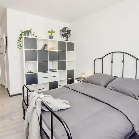 Apartment Na Zlotej Podkowie 2 *